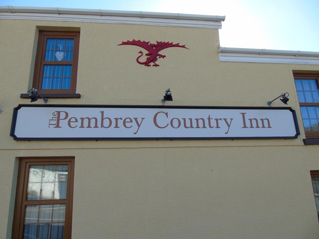 The Pembrey Country Inn Экстерьер фото