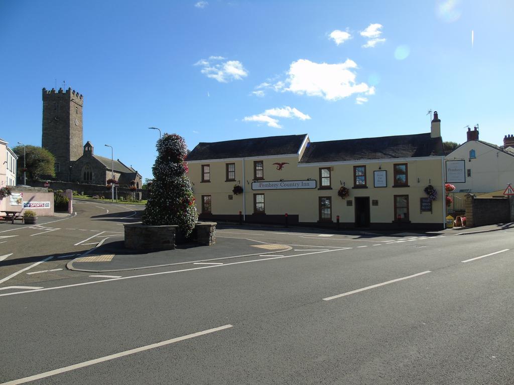 The Pembrey Country Inn Экстерьер фото