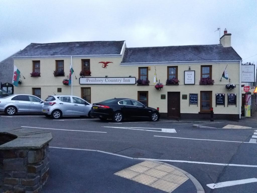 The Pembrey Country Inn Экстерьер фото